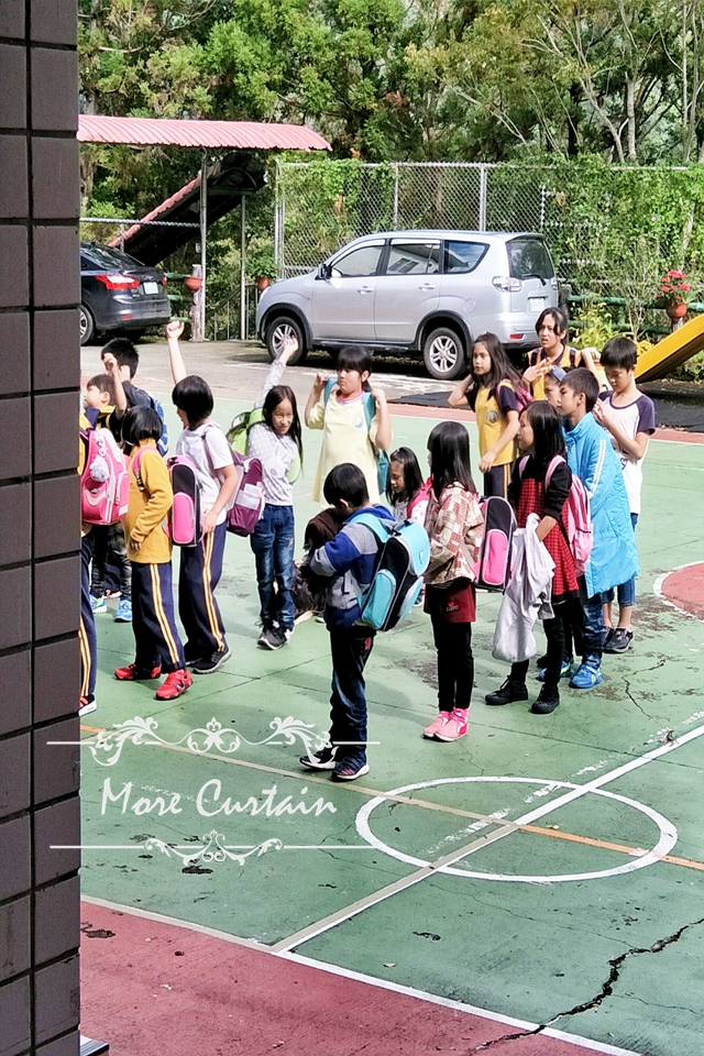 桃園市復興鄉的哈嘎灣光華國小遮光防焰捲簾 16 光華國小安裝照 171215 0006