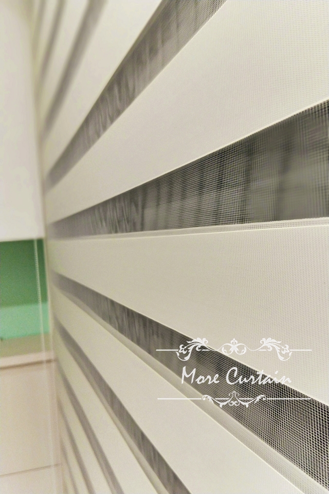 桃園八德白色木百葉讓客廳寧靜典雅,視線橫向放大感覺更開闊 16 八德窗簾推薦沐爾窗簾桃園 4