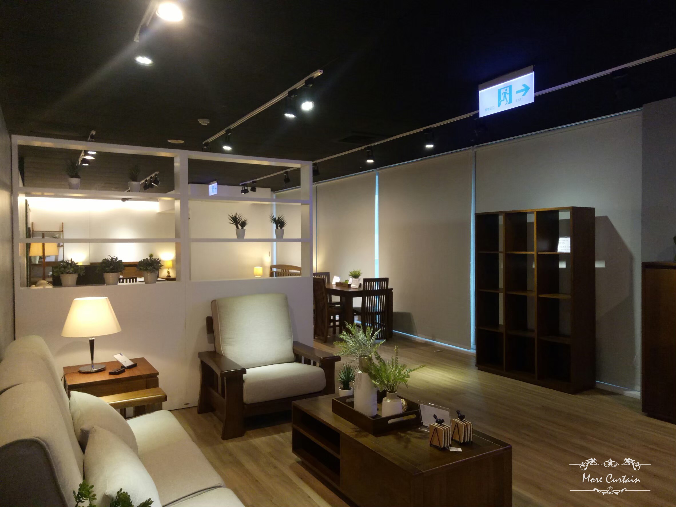 簡單俐落好保養,不佔空間的窗簾產品 6 -捲簾布簾蛇行簾 (11)