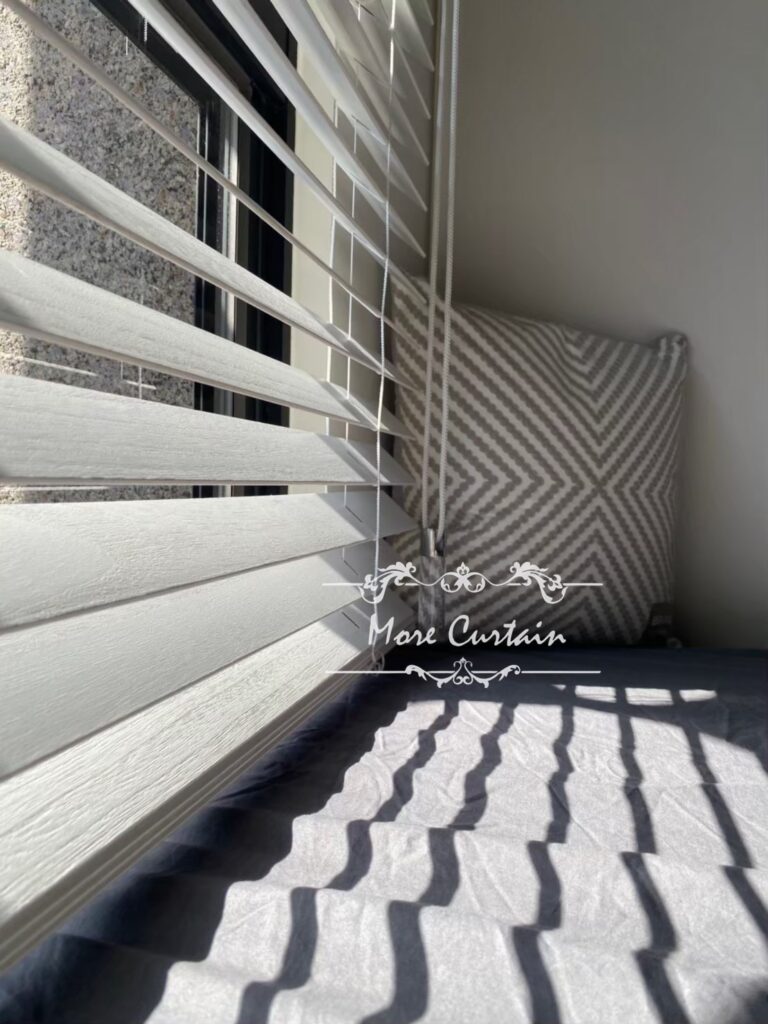 考慮好要找哪種木百葉了嗎? 5 COULISSE木百葉 HUNTERDOUGLAS亨特道格拉斯 風琴簾