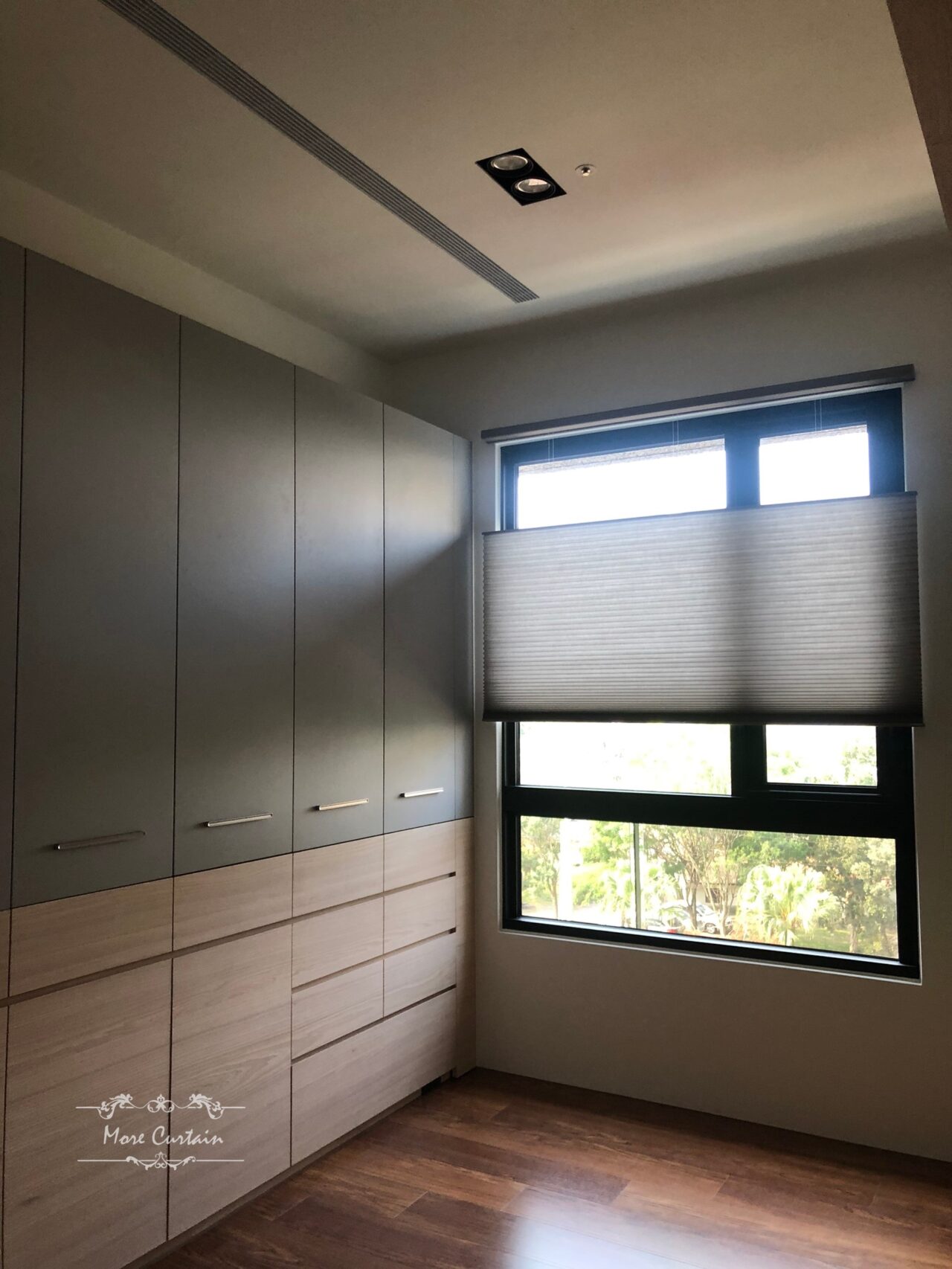 Hunter Douglas