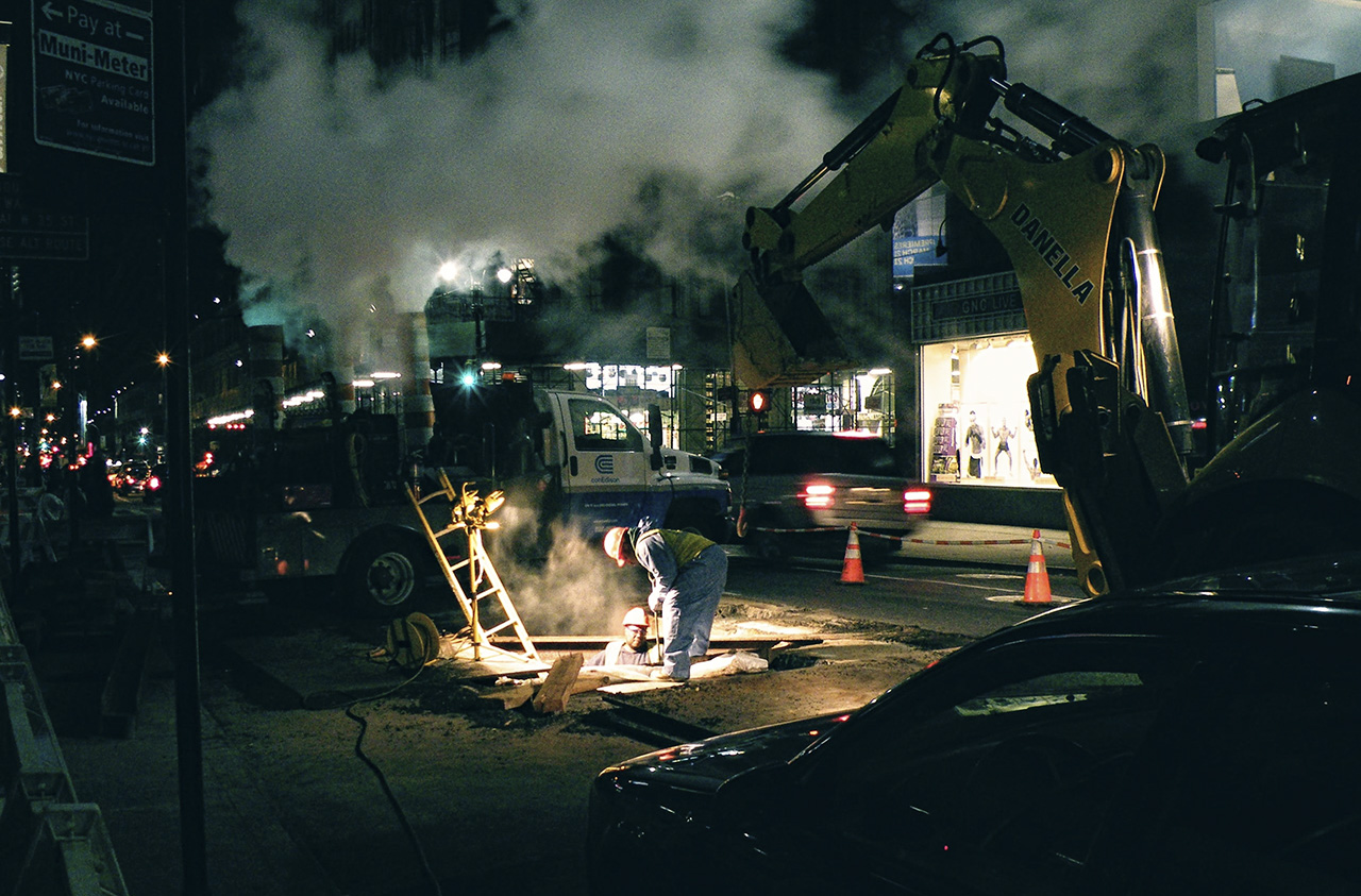 夜間工作需要在隔天白日補眠，這時候窗簾就是很重要的家具