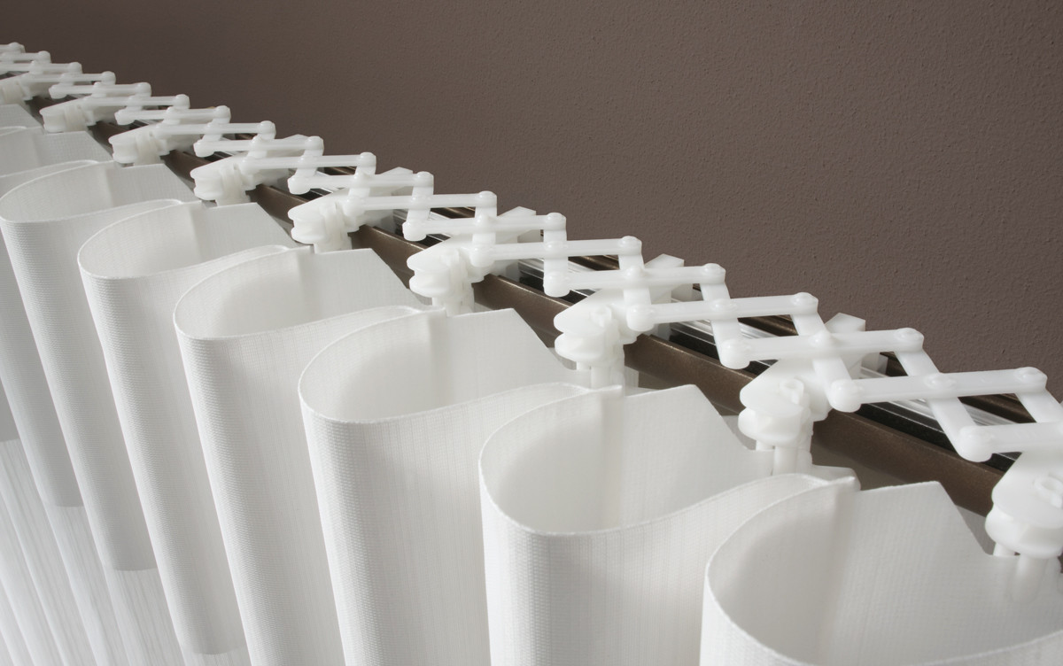 穿越簾 / 穿透簾 6 SofTrak™ 剪刀式傳動系統